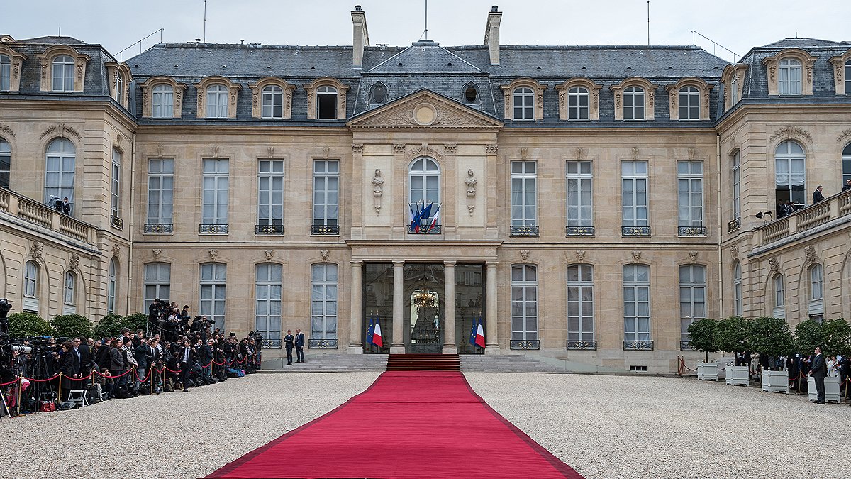 Ces vapoteurs insoupçonnés au sein du gouvernement