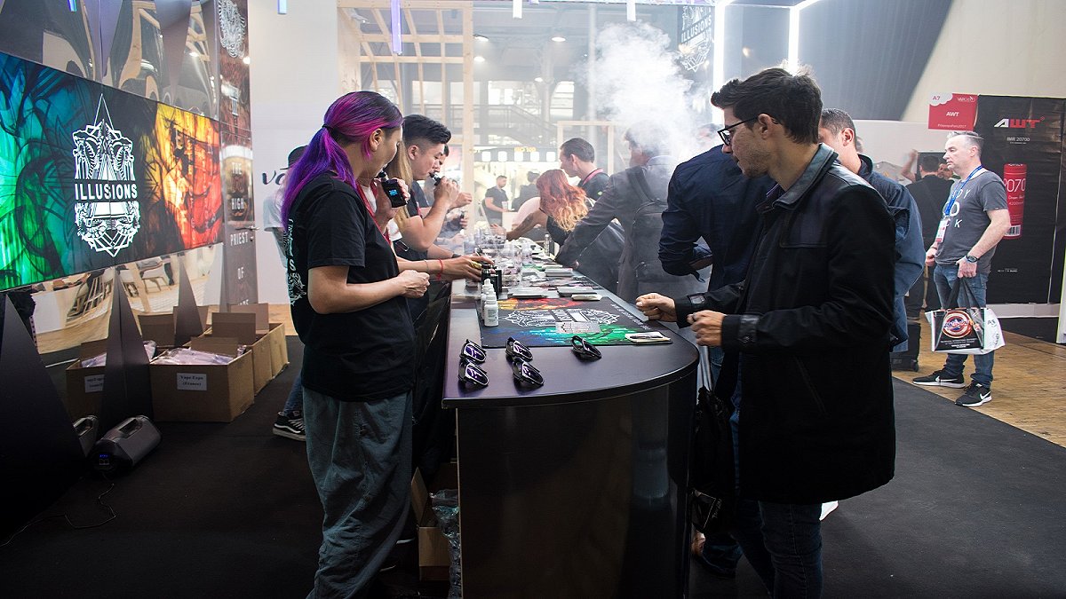 Perquisitions, amendes, procès instantanés : La vape souffre en Allemagne
